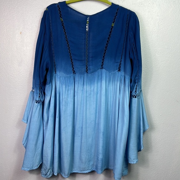 Swimsuits for All Blue Ombre Trumpet Sleeve Coverup 6/8 - Picture 10 of 13